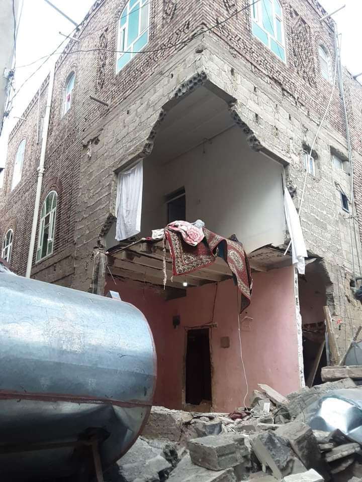 عاجل : سقوط خسائر كبيرة في انفجار عنيف هز العاصمة صنعاء 