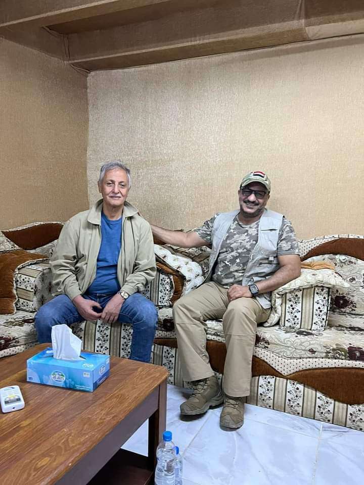 تفاصيل جديدة لظهور مفاجئ لطارق صالح برفقة هذه الشخصية التي يثير جدلٱ واسعآ