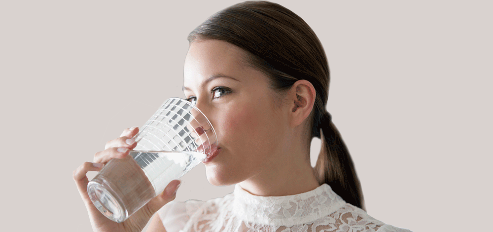 شاهد التفاصيل  : كيف تعرف أن جسمك يحتاج إلى الماء دون أن تشعر بالعطش 