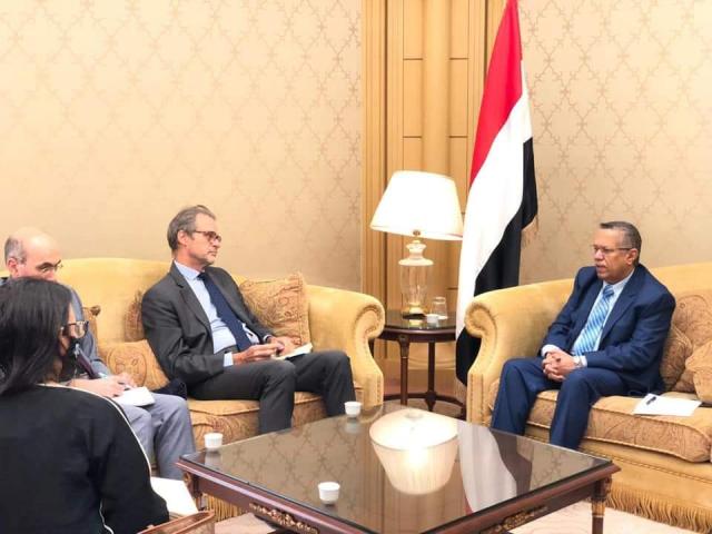مستشار رئيس الجمهورية: يفصح عن مخاوفه بشأن تقسيم اليمن