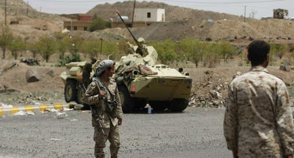 (أسماء المناطق المحررة) : الجيش يحرر «7» مناطق إستراتيجية ويدحر الحوثيين 