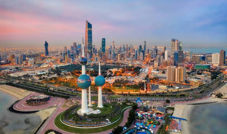 الكويت تمديد إقامة مقيم مقيمين