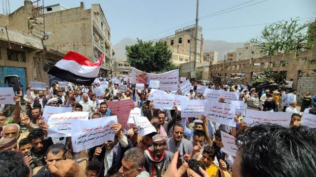 لجنة عسكرية حوثية تغادر صنعاء إلى عمّان لتحقيق الأهداف التالية